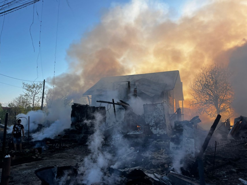suceava patru case de la valea moldovei afectate de un incendiu galerie foto 855676
