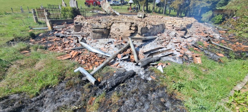 tragedie biserica mistuita de flacari in noaptea de inviere 855647