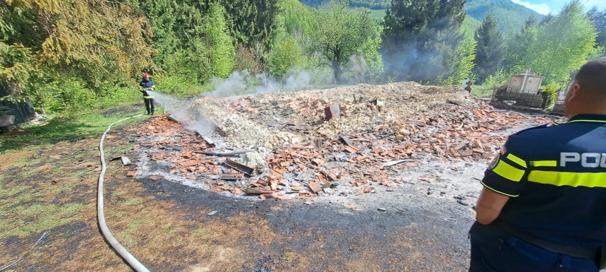 tragedie biserica mistuita de flacari in noaptea de inviere 855647