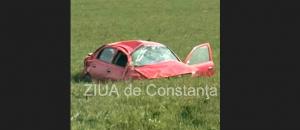 Mașină răsturnată în câmp pe DN38 între Agigea și Techirghiol (GALERIE FOTO) 