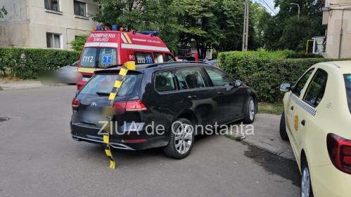 Accident rutier pe strada Ioan Ursu din Constanța.Două autoturisme, implicate (GALERIE FOTO)