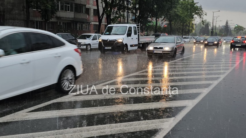 judetele constanta si tulcea sub cod galben de averse descarcari electrice si grindina 859355