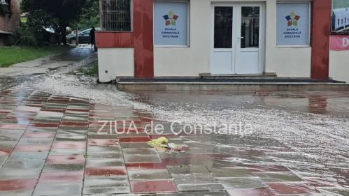 Cod Galben de instabilitate atmosferică accentuată, în Dobrogea! 