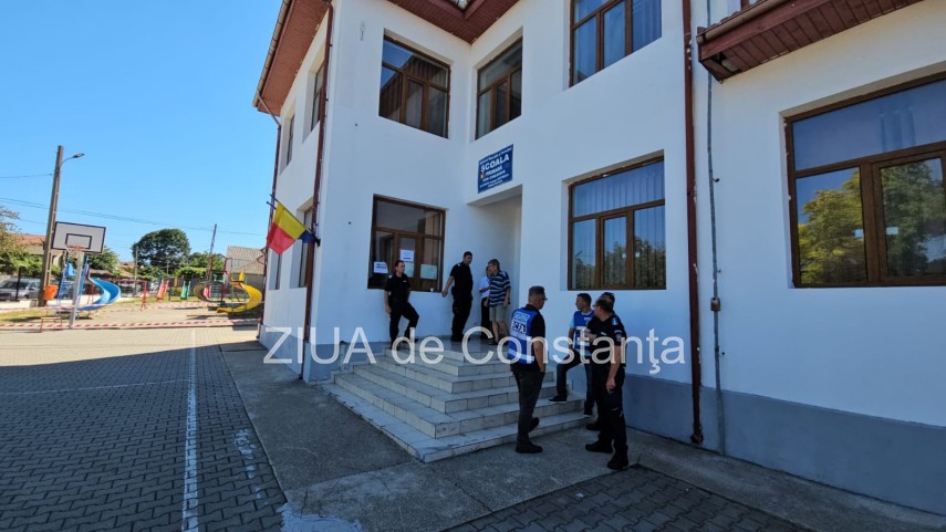 alegeri costinesti cum s a desfasurat procesul de votare la sectia 417 din schitu galerie foto video