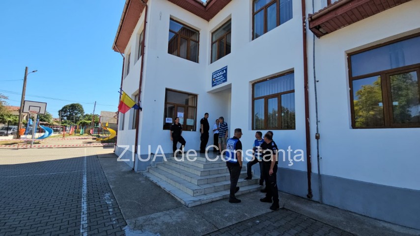 alegeri costinesti cum s a desfasurat procesul de votare la sectia 417 din schitu galerie foto video