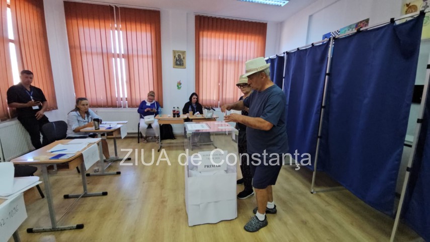 alegeri costinesti cum s a desfasurat procesul de votare la sectia 417 din schitu galerie foto video