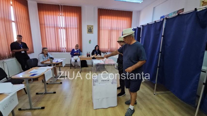 alegeri costinesti cum s a desfasurat procesul de votare la sectia 417 din schitu galerie foto video
