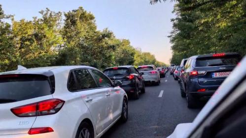 În județul Constanța   Trafic aproape blocat de la Eforie Sud la Costinești (FOTO+VIDEO)  