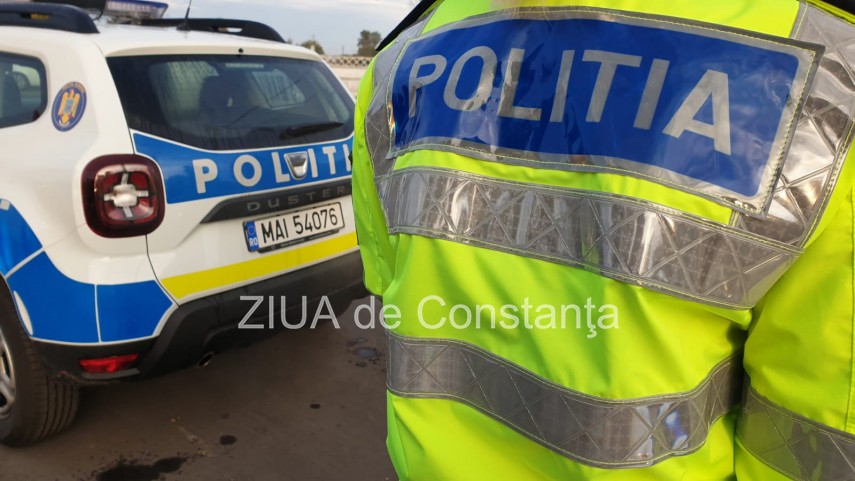 Știri Constanta: Incercau sa vanda parfumuri contrafacute in apropierea unui mall din Constanta, dar s-au ales cu dosar penal 