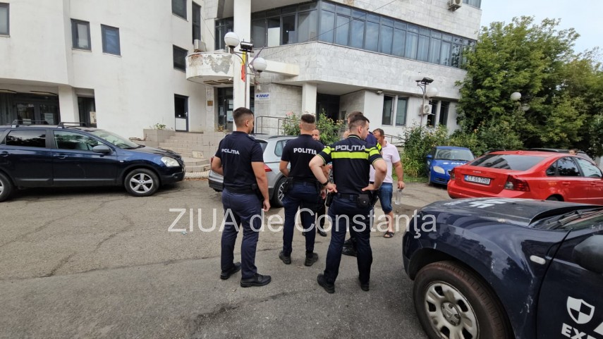 scandal la sediul anaf constanta dorin cioaba printre cei nemultumiti de organizarea unei licitatii galerie