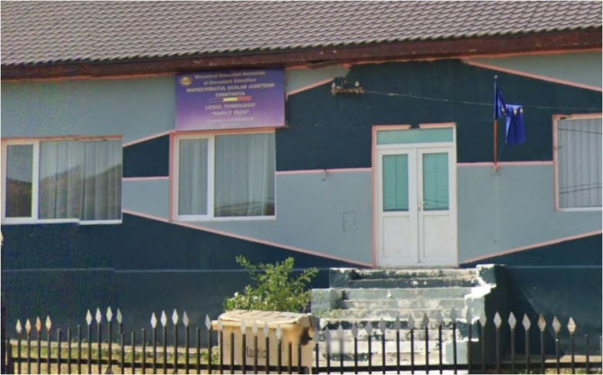Liceul din Dobromir. Sursa foto - google.mpas