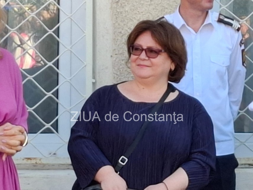 prefectul silviu cosa si inspectorul general al isj constanta sorin mihai la deschiderea noului an scolar