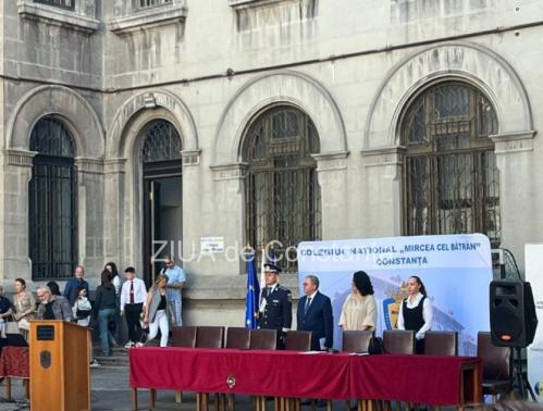 Spiritul mircist Început de an emoționant la Colegiul Național Mircea cel Bătrân Constanța (FOTO) 