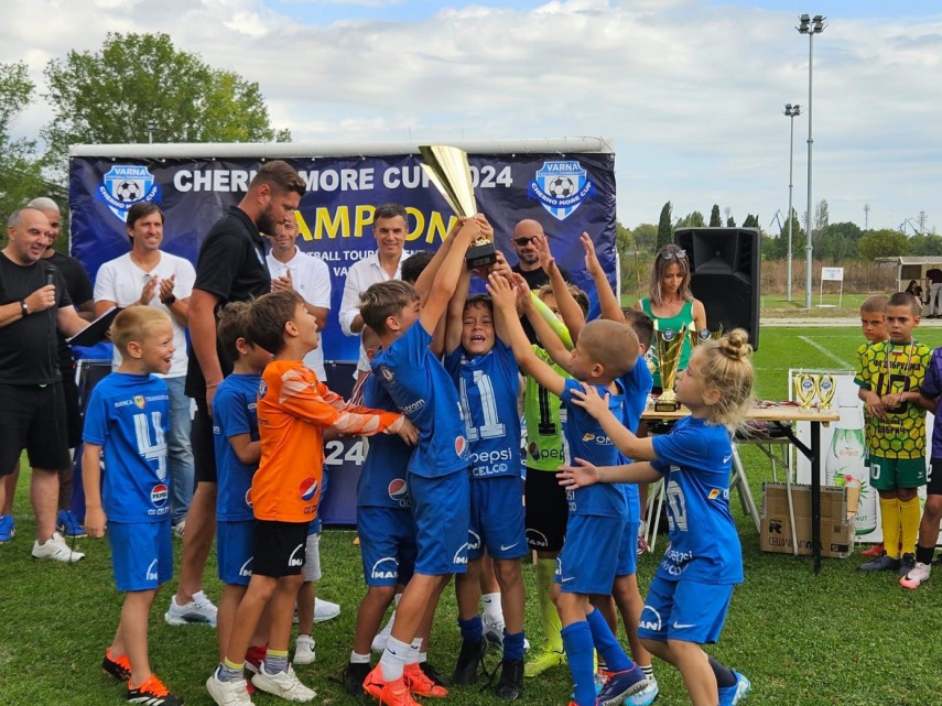 academia hagi 2016 invingatoare la cerno more cup in bulgaria claudiu keser spectator de lux galerie