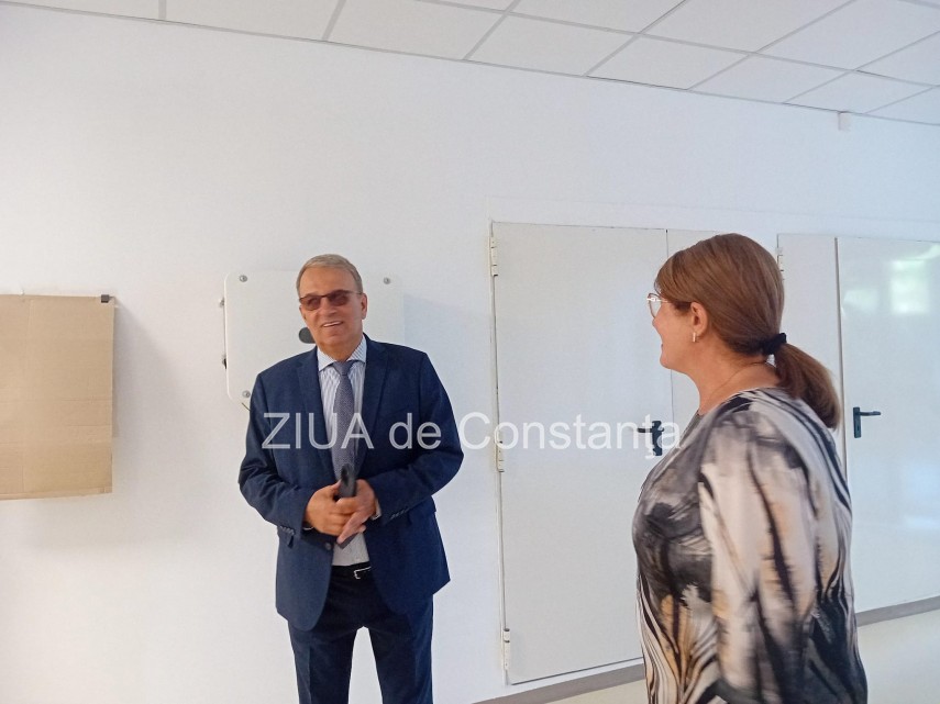 primarul chitac la deschiderea anului scolar la liceul traian din constanta foto 870221