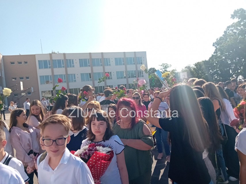 primarul chitac la deschiderea anului scolar la liceul traian din constanta foto 870221