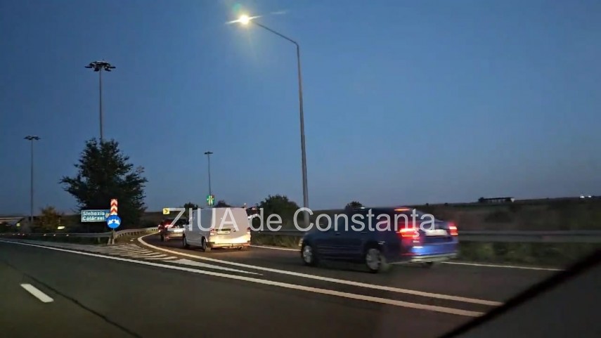 incendiu auto la iesirea de pe autostrada soarelui zona drajna foto video 873938