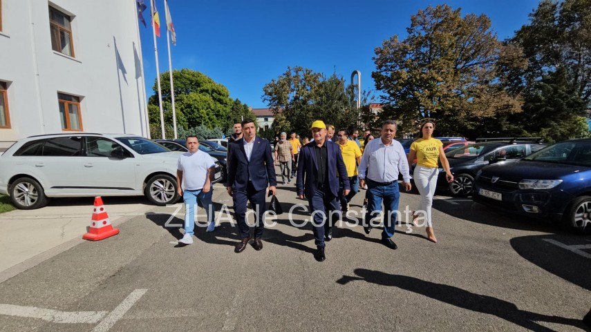 live video text presedintele aur george simion prezent la constanta la depunerea candidaturilor pentru