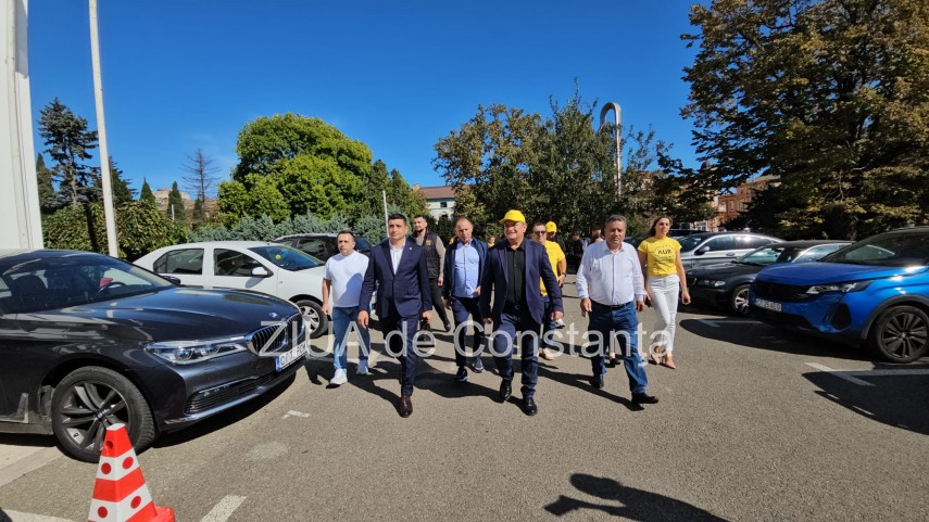 live video text presedintele aur george simion prezent la constanta la depunerea candidaturilor pentru