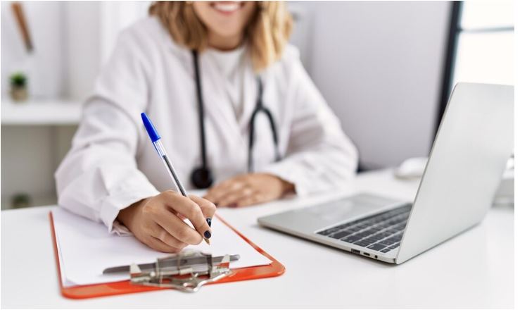 Servicii medicina muncii. Sursa foto - freepik.com