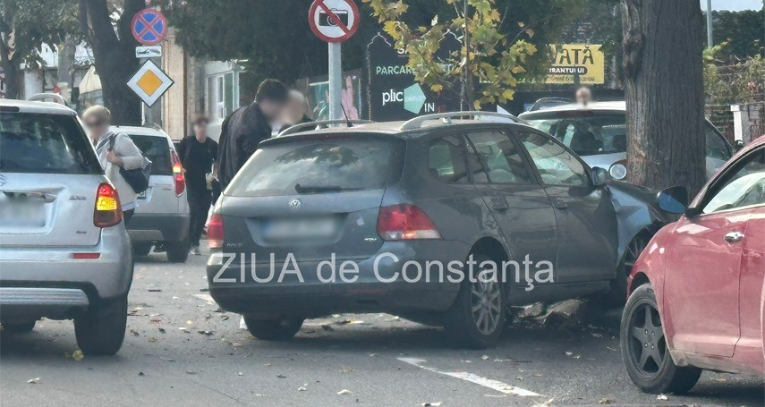 Accident rutier intre doua autotutrisme, in fata sediului IPJ Constanta (FOTO)   