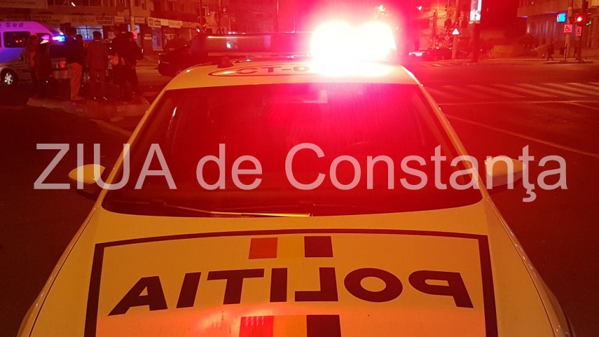 Știri Constanta: Accident rutier in Constanta. Un sofer a intrat cu masina intr-un stalp!   