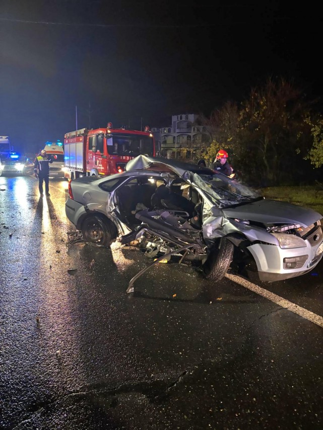 giurgiu accident rutier grav intre un microbuz si un autoturism a fost activat planul rosu de interventie