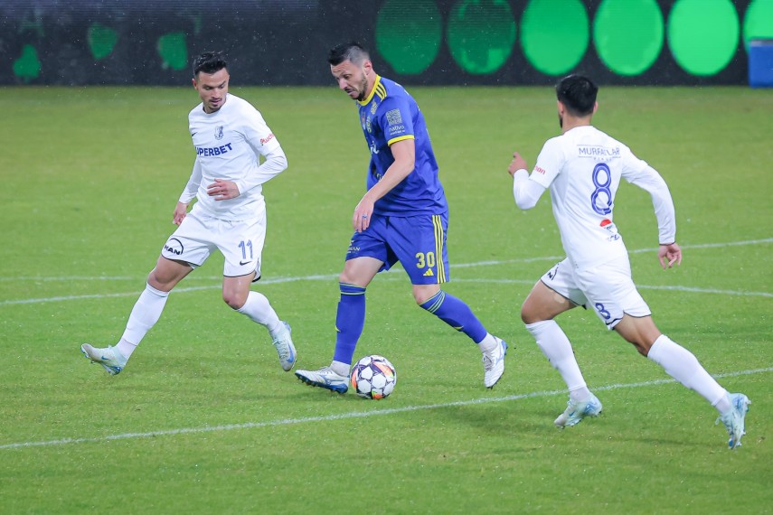 farul constanta alexandru buzbuchi mvp ul victoriei cu unirea slobozia iar dan sirbu a jucat fenomenal