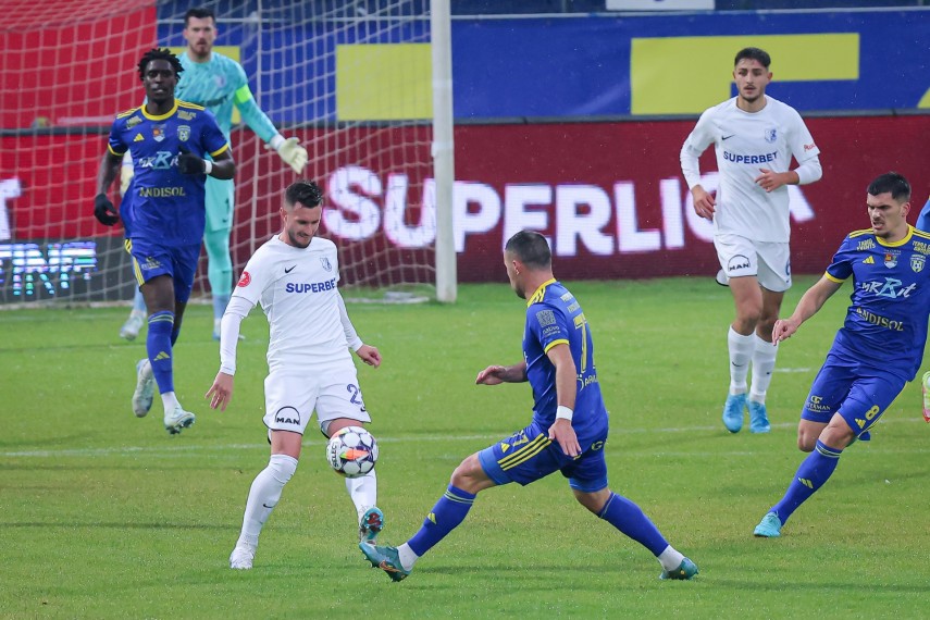 farul constanta alexandru buzbuchi mvp ul victoriei cu unirea slobozia iar dan sirbu a jucat fenomenal