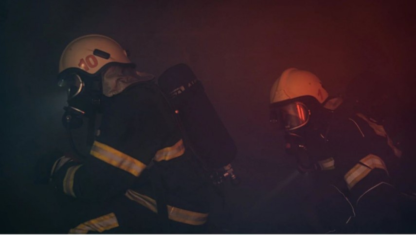 Știri Constanta: UPDATE. Incendiu la o casa din Eforie Nord! Adulti si copii, autoevacuati  
