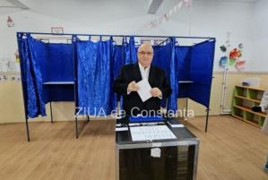 #Alegeri Prezidențiale 2024 Felix Stroe a votat la secția de votare din incinta Școlii nr.43 din Constanța (GALERIE FOTO+VIDEO)    
