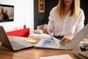 O farmacie din Constanța se transformă în birou de contabilitate. Municiplitatea și-a dat acordul