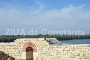 Mara Construct SRL, firma ce s-a ocupat de restaurările de la Capidava și Adamclisi, în faliment! Lichidatorul îi scoate la vânzare loturi de piatră (DOCUMENT)  