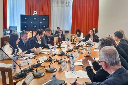 Senatorul PNL Constanța, Silviu Coșa Proiectul ce viza majorarea sprijinului pentru schiturile românești de la Muntele Athos, retras de pe ordinea de zi a Comisiei de Buget