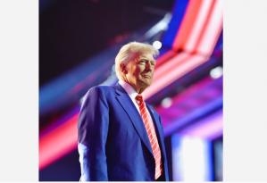 Donald Trump și Vladimir Putin anunță inițierea negocierilor pentru pace în Ucraina