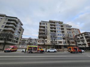 UPDATE. Constanța Incendiu la etajul al șaptelea al unui bloc de pe bulevardul Alexandru Lăpușneanu! Intervin mai multe echipaje de pompieri (GALERIE FOTO+VIDEO)  