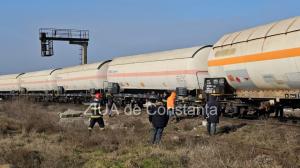 UPDATE Știri Constanța  Un tren a deraiat între Lumina și Năvodari. Pompierii intervin (FOTO+VIDEO)     