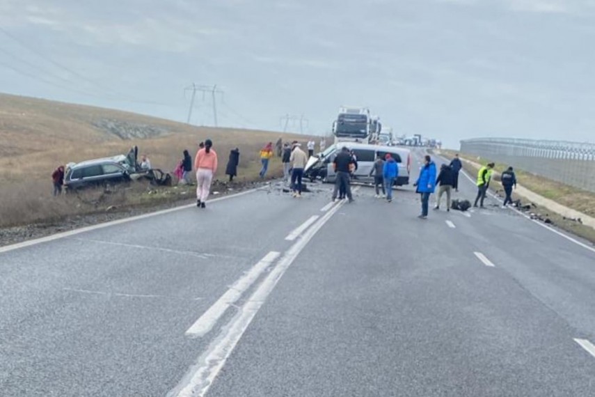 Accident rutier grav in Sibioara din judetul Constanta! Cel putin patru raniti, dintre care doi incarcerati (FOTO+VIDEO)   