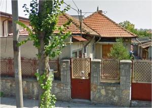 O femeie din Constanța, executată silit pentru o datorie. Un executor judecătoresc îi vinde casa de pe strada  Merișor (DOCUMENT) 