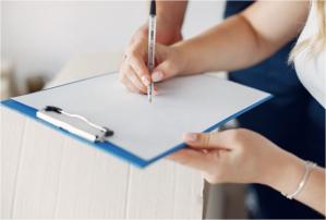 Dosarul Mită în Portul Constanța Luciana-Izabel Mocanu, funcționar la CN APM SA, are în garaj trei automobile (DOCUMENTE) 