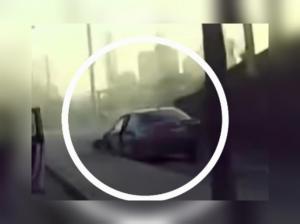 Accident rutier provocat de o depășire periculoasă, în apropierea podului Doraly din Constanța. Impactul, surprins de o cameră de bord (VIDEO) 
