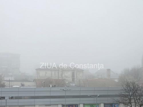 UPDATE Municipiul Constanța, învăluit în ceață! Imagini surprinse la lăsarea serii la malul mării (GALERIE FOTO+VIDEO)  