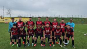Constanța. Meciuri filmate cu drona la Liga a 4-a! Ion Barbu, antrenor - jucător la Constructorul Topraisar. Mulți fotbaliști cunoscuți în echipă (GALERIE FOTO + VIDEO)   