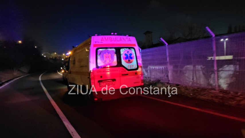 Știri Constanta: Un TIR s-a rasurnat la sensul giratoriu in Ovidiu