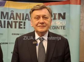 LIVE VIDEO+TEXT Crin Antonescu, candidatul Alianței „România Înainte“, prezent la Constanța (GALERIE FOTO+VIDEO)             