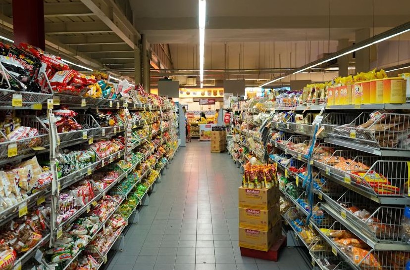 Froo, brandul polonez, ar putea deveni un rival pentru Mega Image. Retailerul a deschis recent trei magazine in Constanta