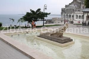 Primăria caută o firmă care să pună în funcțiune fântânile arteziene şi bazinele ornamentale din municipiul Constanța. Achiziția este estimată la 3.7 milioane lei 