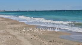 FOTO + VIDEO Marea în nuanțe de turcuaz, albastru deschis și bleumarin. Un peisaj de basm pe litoralul Constanței  