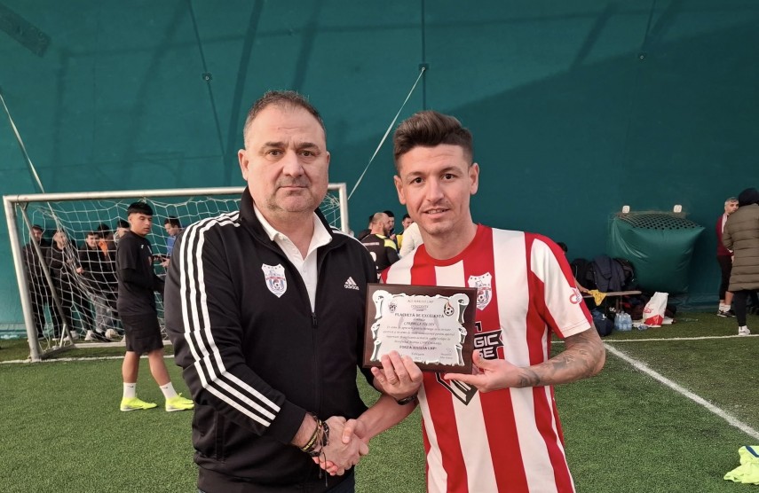 Iulian Carabela și Dănuț Albu, președintele ACS Marina LMP Constanța. Sursa foto: Facebook (ACS Marina LMP)