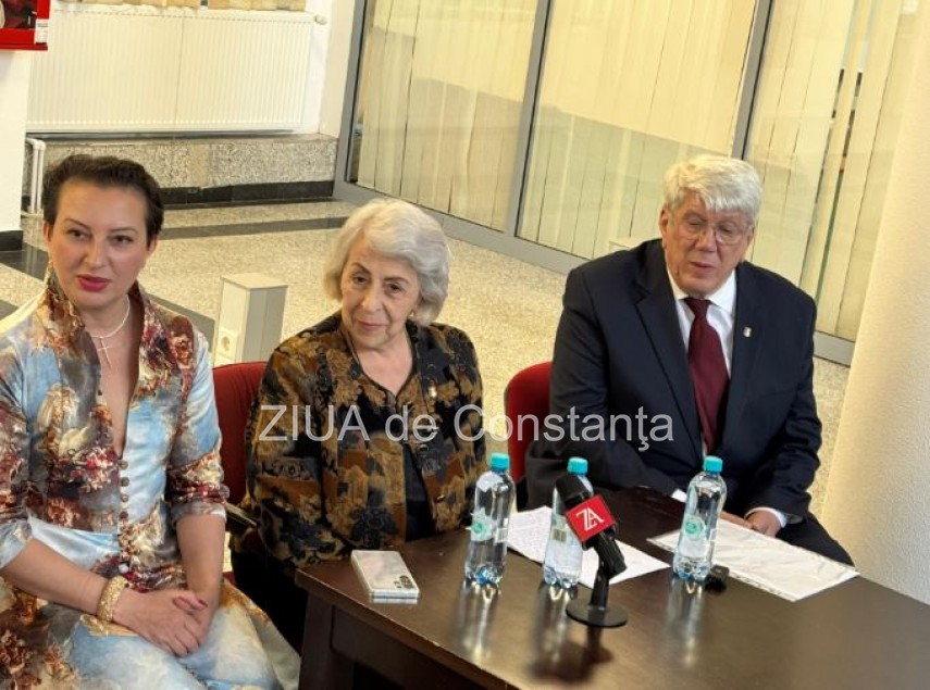 Laura Voicilă, Moica Niculina și Leonard Câmpeanu